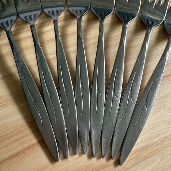 8 Fantasy Dinner Forks Oneida 1881 Rogers Stainless 7 5/8" Atomic MCM - Picture 3 of 9